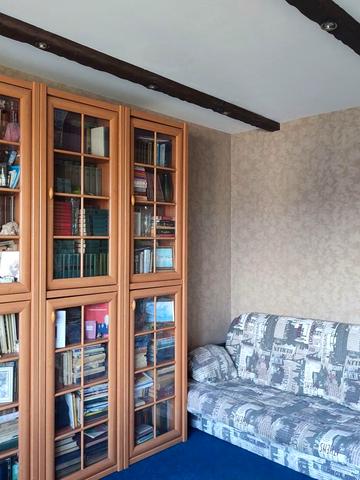 Професора Отамановського вул., 25