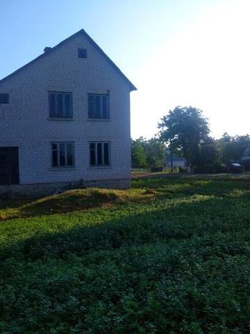 Продам будинок у Млинові