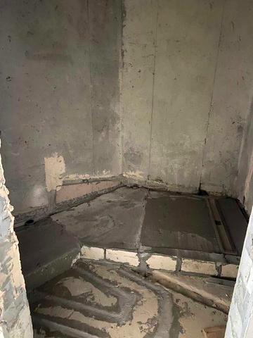 Продам 1 комнатную квартиру.Холодная гора.