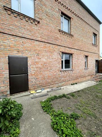 Будинок 2-х поверховий