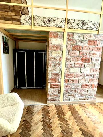 Грицька Чубая вул. (), 2