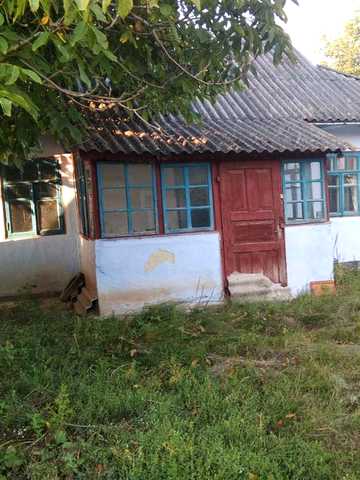 Продам або обміняю будинок в селі Моївка