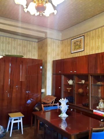 Куликівський узвіз (Революції), 8/10