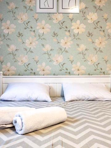 Двухкомнатные апартаменты на Князя Романа