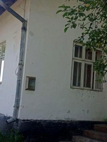 Продаж будинку в смт Журавно