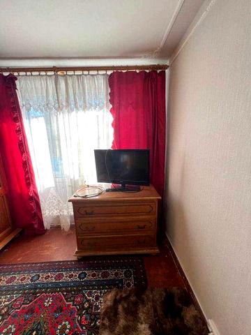 Продам 1-ую квартиру на Салтовке с хорошей мебелью и техникой!