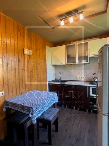 Продам 1 к.кв. Ул.Тобольская, 52 (кинотеатр Довженко)