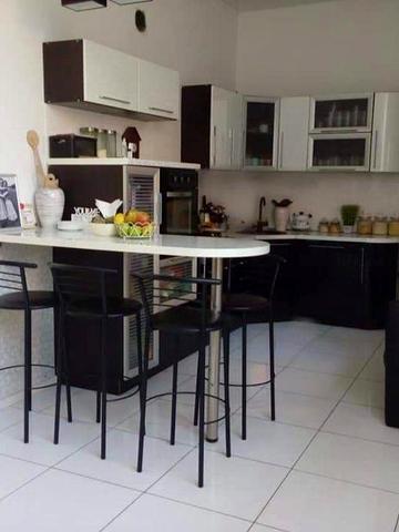 Продам 2х поверховий будинок