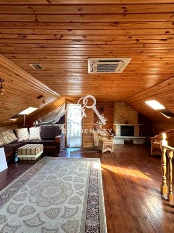 Лауреатів вул.