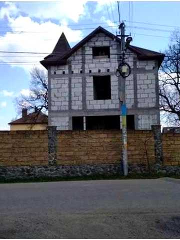 Продаж садового будинку та землі в с.Хотянівка Київської обл 96200$