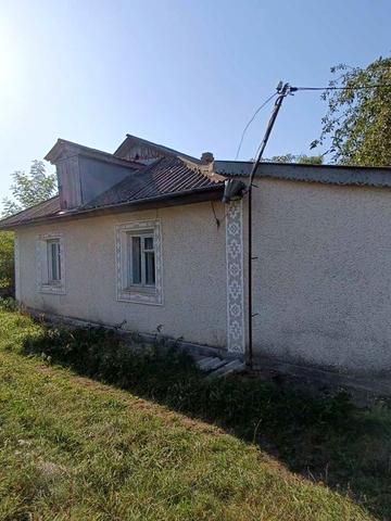 Продаємо будинок