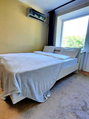 Однушка на Каштановой алее