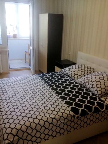 Просторная трешка с хорошей развязкой