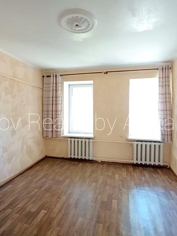 Щоголєва вул., 6