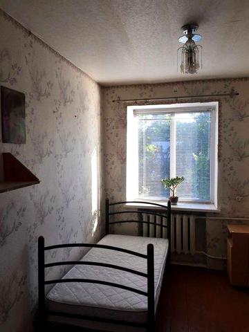 Квартира 3- комн.. в центре Царичанки.