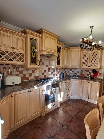 Степана Бандери просп., 70