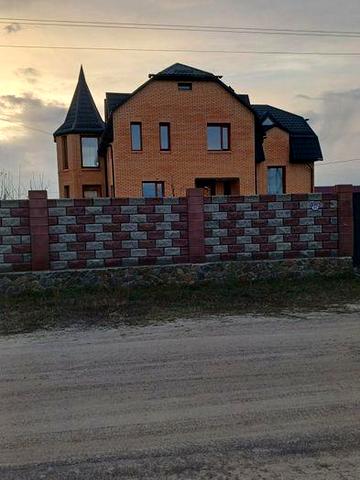 Продам будинок в м. САРНИ