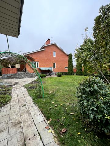 Ньютона вул.