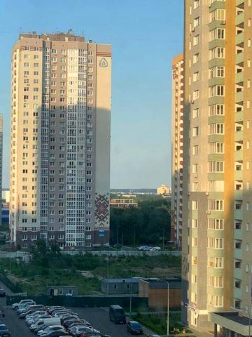 Продам 3к квартиру, в Киеве на Осокорках, Чавдар 22