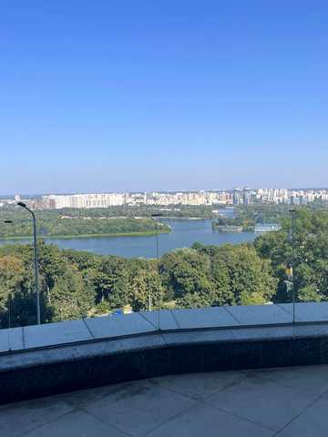 Івана Мазепи вул. (Січневого Повстання), 11-Б