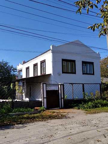 Заярська вул., 19