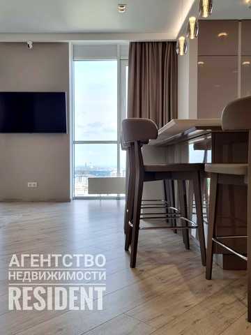 Сімферопольська вул., 2-П