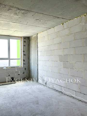 Миколи Бажана просп., 17-Б