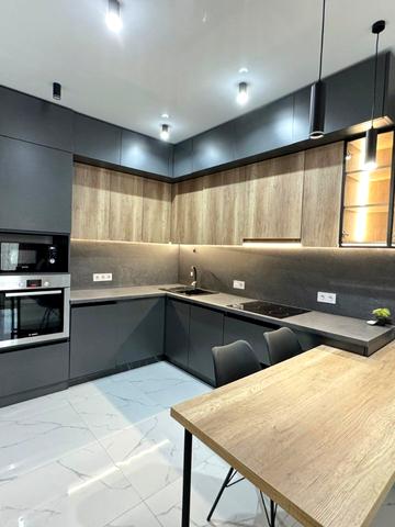 Степана Бандери вул., 15