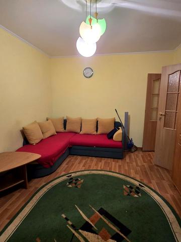 Капушанська вул., 100