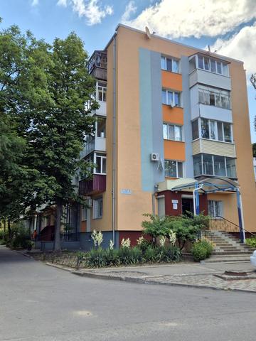 Грушевского Михайла, 16