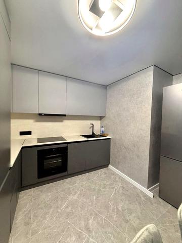 Львівська вул., 20