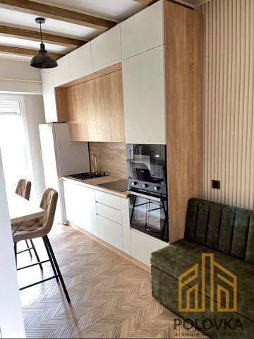 набережна Незалежності вул., 13