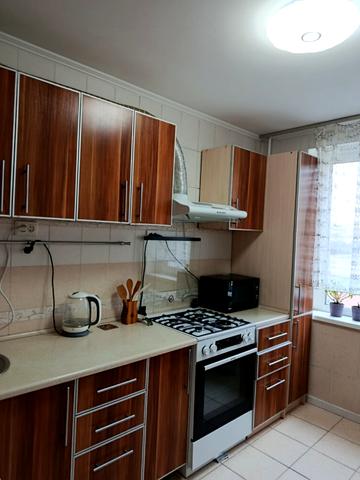 Левка Лукяненка вул. (Ватутіна), 34