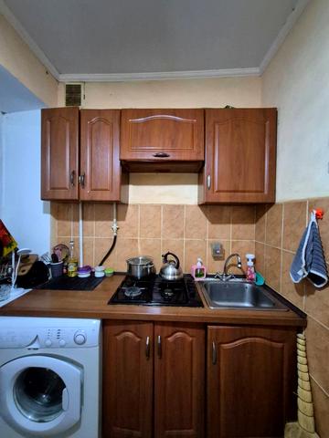 Любецька вул., 60Б