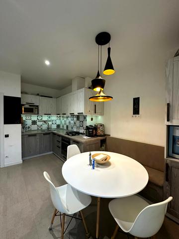 Сонячна Набережна вул. (Маршала Малиновського), 48-А