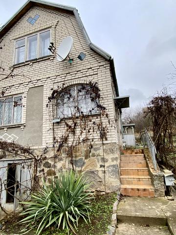 Центральна