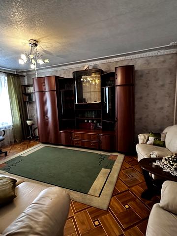 Авіаційна вул., 1