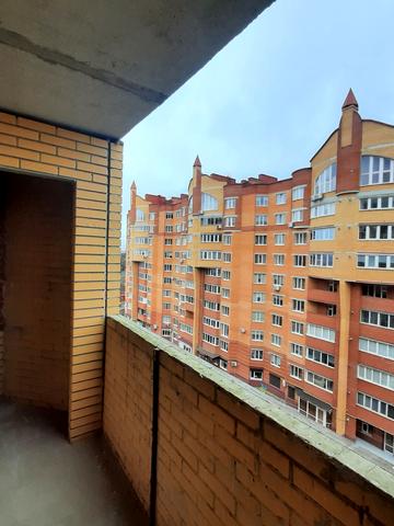 Довженка вул., 24