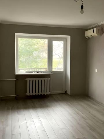 Запорізька вул., 4/8