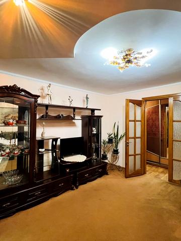 Кибальчича вул., 10