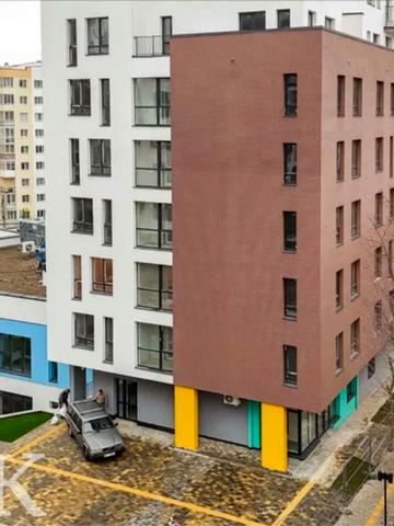 Олени Степанівни вул. (Ленінградська), 8