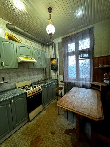 Кияшка вул., 32