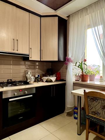 Гетьмана Мазепи вул., 175а