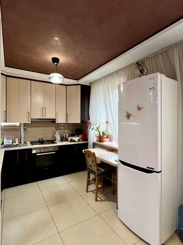 Гетьмана Мазепи вул., 175а