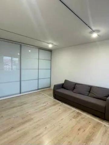 Сімейна вул., 2