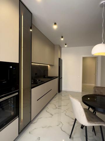 Андрія Мельника вул., 10 к3