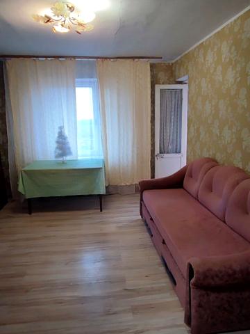 Полтавська вул., 10