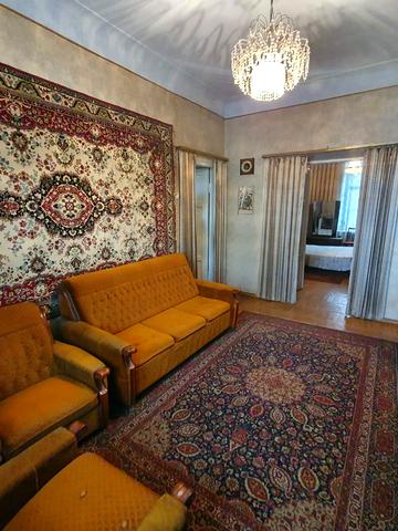 Словянська вул., 8/10г