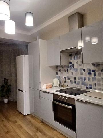 Олексія Вадатурського вул. (Маршала Малиновського), 18