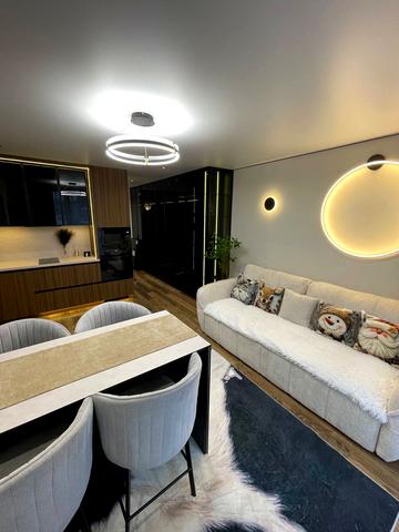 Бельведерська вул., 35